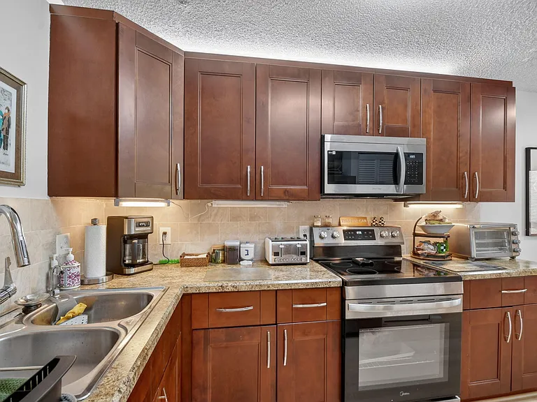 10173 Mangrove Dr #204 — Photo 14