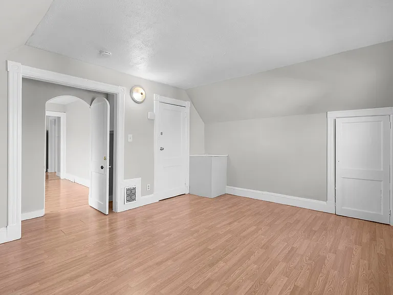 79 Hazel St #3 — Photo 2