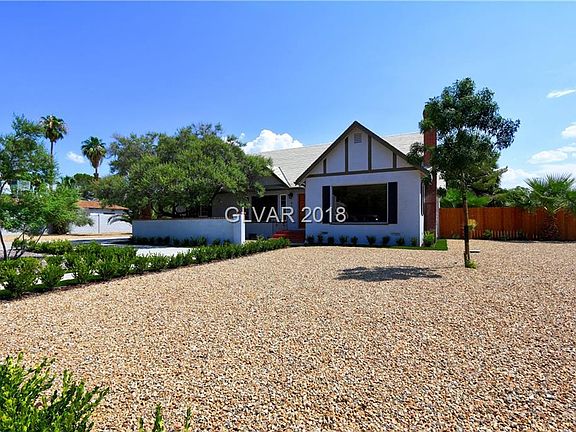 2nd image of 818 Park Paseo
