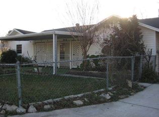 2120 Flynn Dr, Pasadena, TX 77502