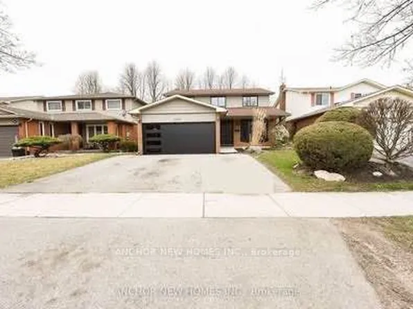 4205A Longmoor Dr, Burlington, ON L7L 5C7