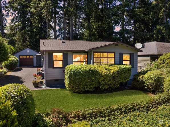 15551 Interlake Avenue N, Shoreline, WA 98133