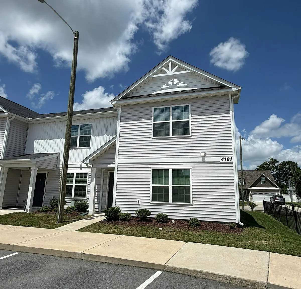 4101 Laurel Ridge Drive, Unit G — Photo 3