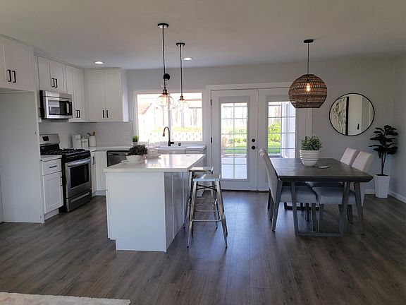 5th image of 10437 Stanfield Cir