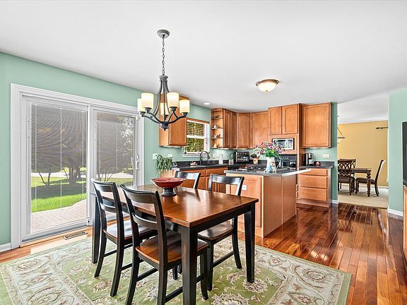 5th image of 634 Homestead Ct