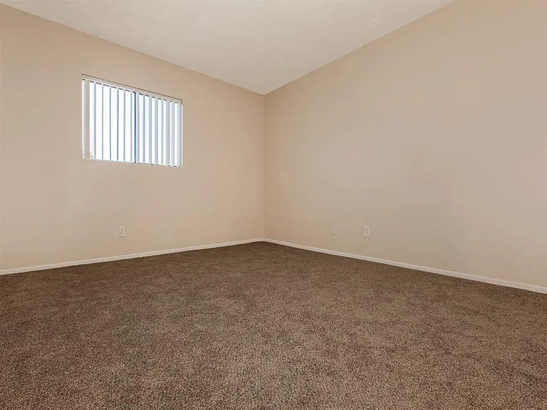 Carmel Apartments — Photo 19