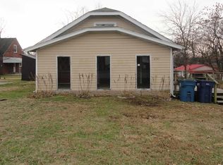 2701 Casey Ave, Mount Vernon, IL 62864