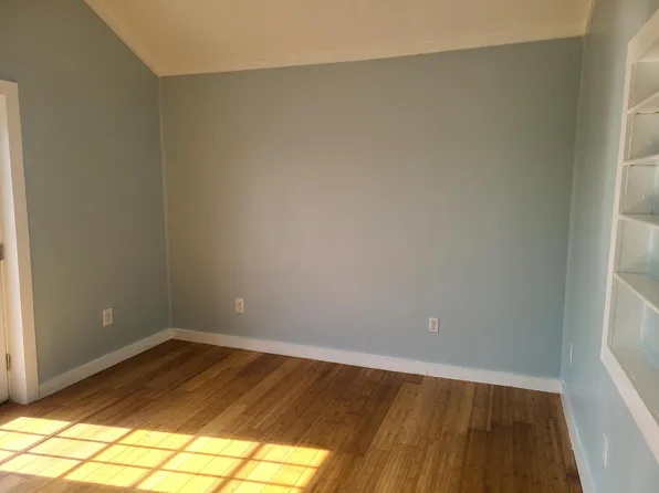 425 Henry Smith Rd #2, Simpsonville, KY 40067