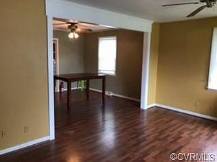 3rd image of 920 Dogwood Dr