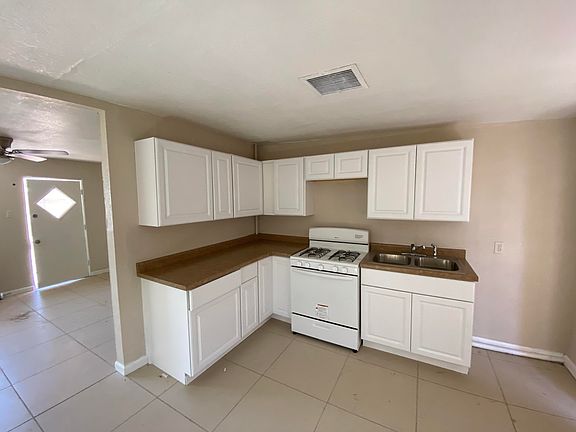 3rd image of 5428 Frutas Ave