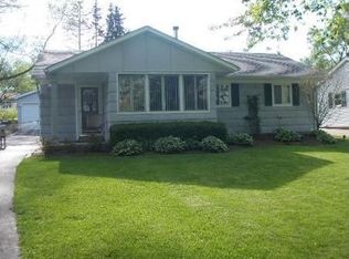 1078 Highland Rd, Mundelein, IL 60060