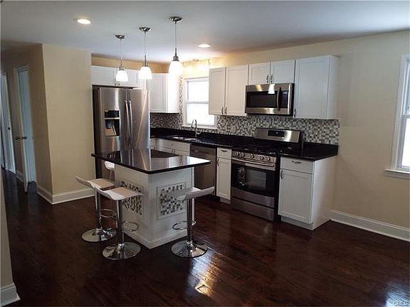 4th image of 480 Dogwood Dr