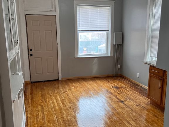 4th image of 1451 S Karlov Ave Unit 1