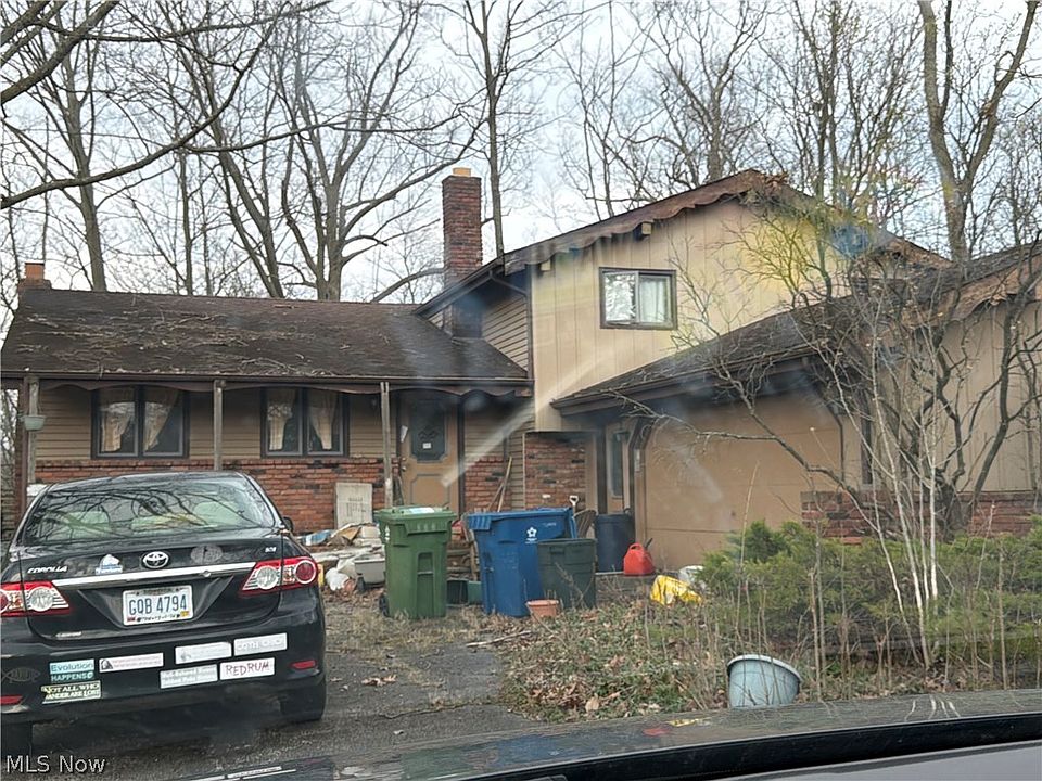 1st image of 27845 Annetta Dr