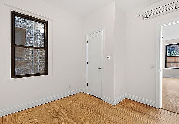 5th image of 302 E 12th St #2