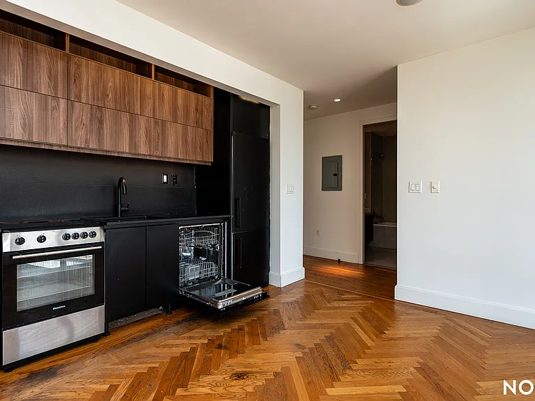 1 Duffield St #325 — Photo 4