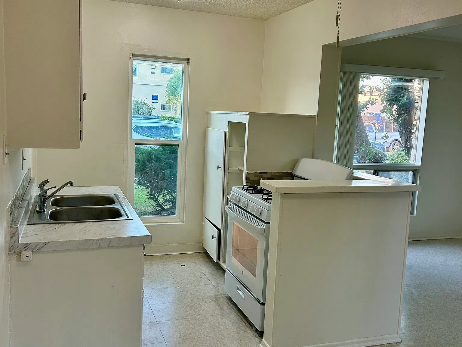 2 bed, 925 sqft, $2,250 — Photo 3