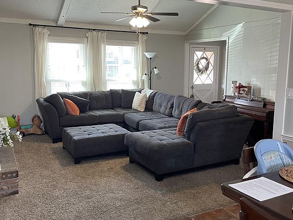 3rd image of 5470 Farnell Dr