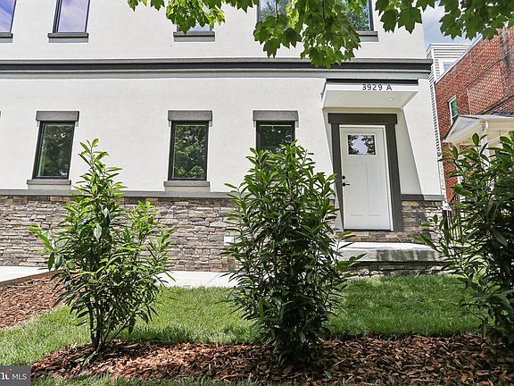3rd image of 3929 Fulton St NW #A