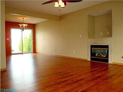 3rd image of 8299 Tegmen St