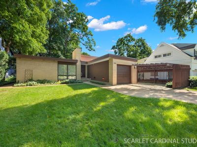 654 Essex Rd, Glen Ellyn, IL, 60137