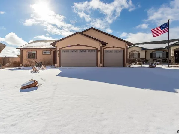 2408 Cliffmoor Ln, Pueblo, CO 81008