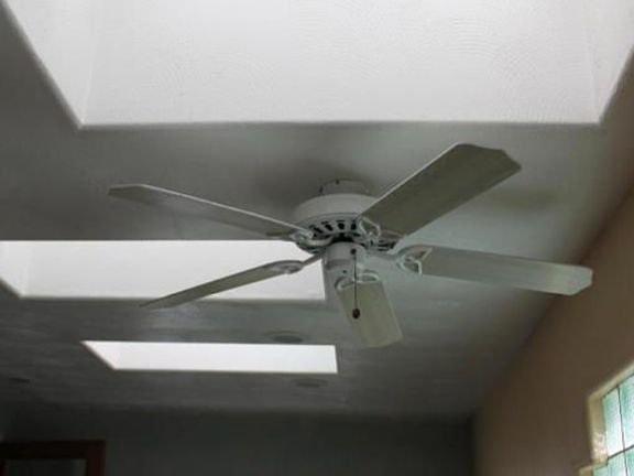 Spa rm with skylights