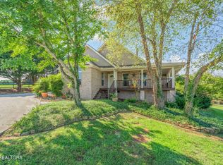 202 Sierra Ln, Blaine, TN 37709
