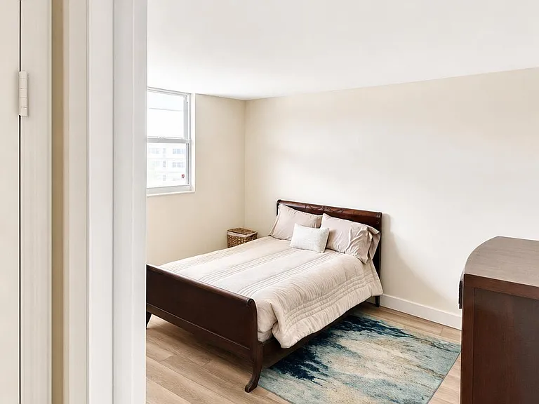 2731 NE 14th St #421 — Photo 10