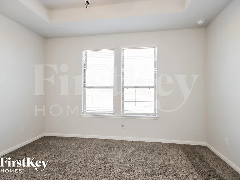 26207 Cooperstown Way — Photo 7