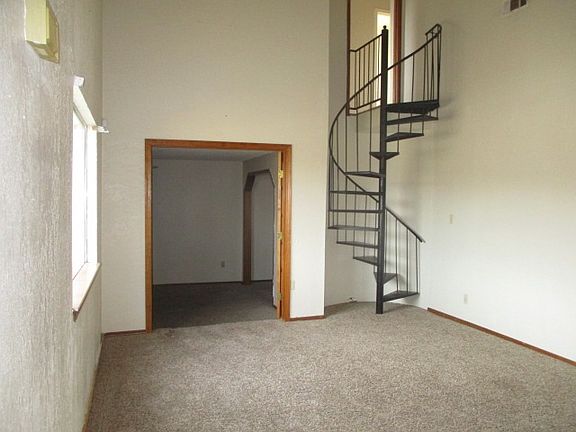 3rd image of 6414 NW Birch Ave