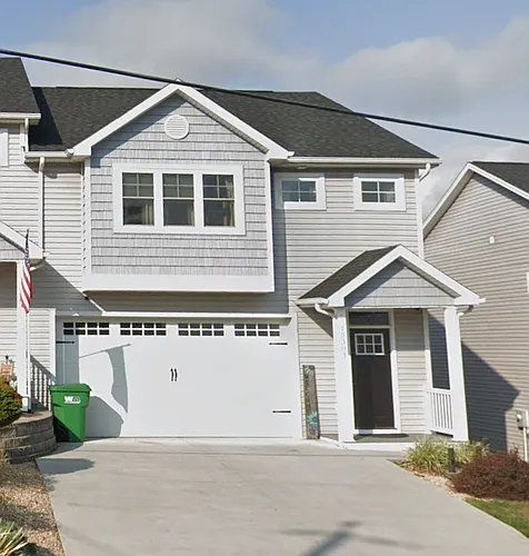 15303 American Legion Dr Photo 1
