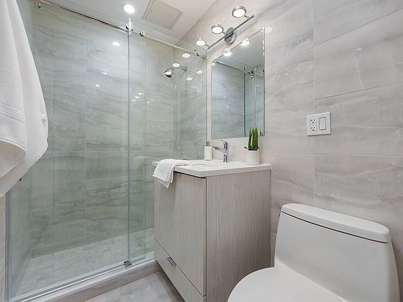 4th image of 328 Grand St APT 2A