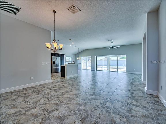 5th image of 1870 Treeline Pl