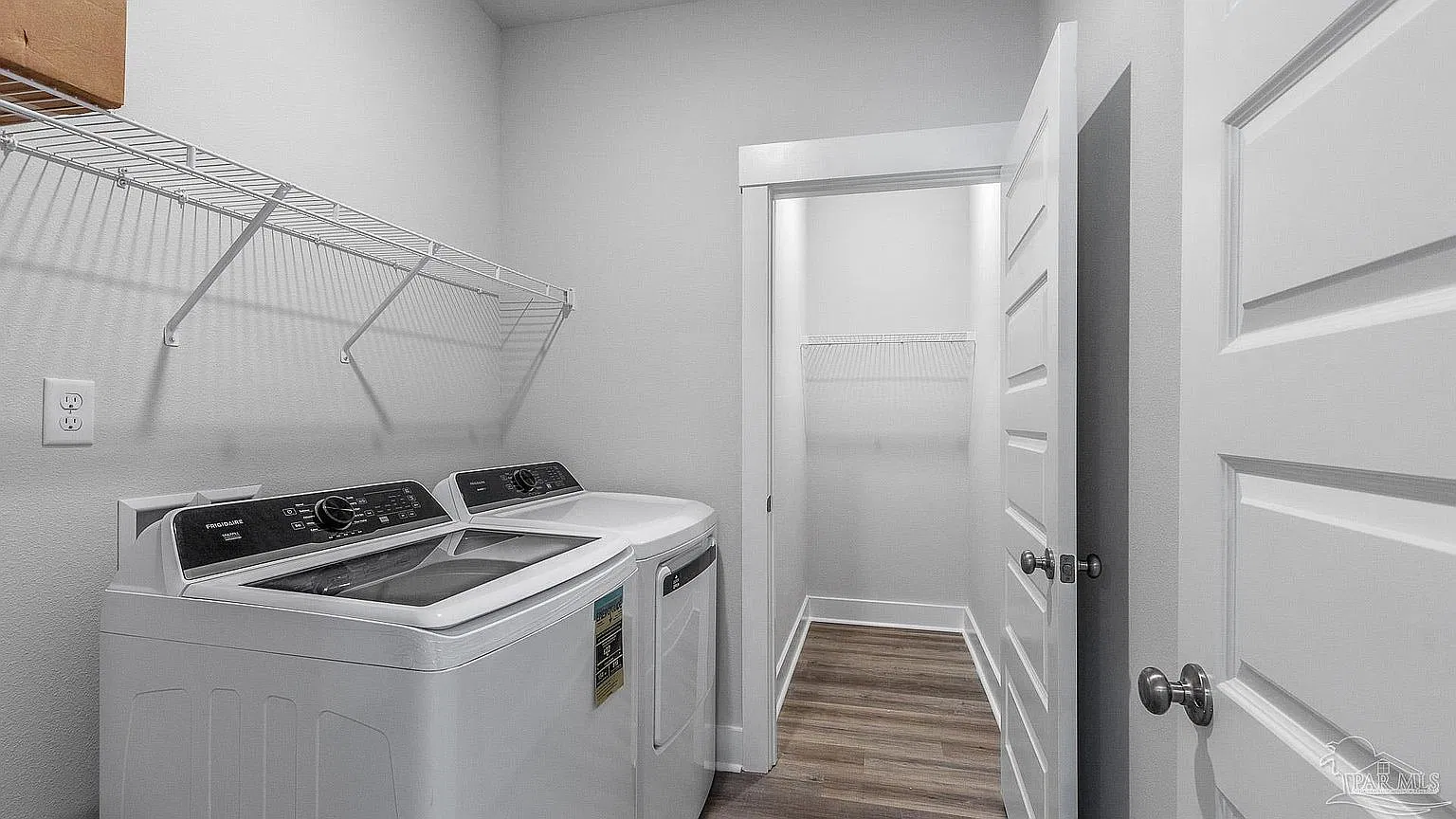 9900 Starling Drive - 1 — Photo 3