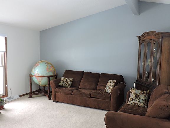 2nd image of 10517 Cindy Jo Ave