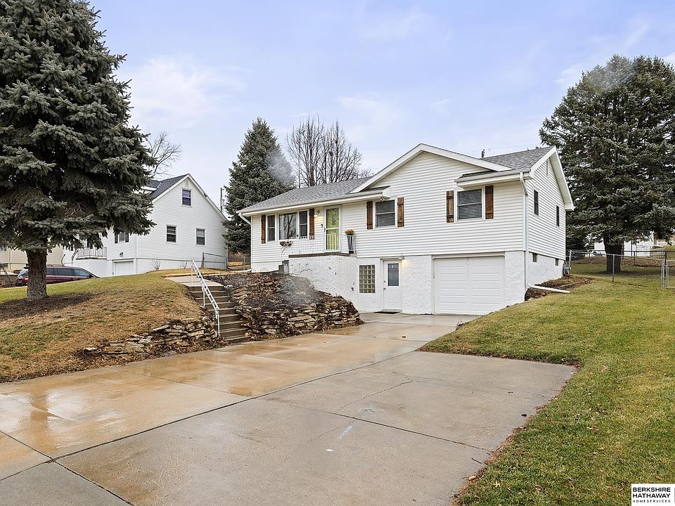 1st image of 3521 N Main Cir