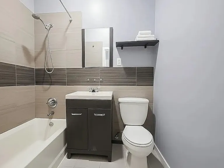 194 Wilson Ave #2I — Photo 6