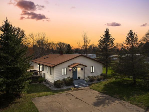 431 E Bittner Ave, Reed City, MI 49677