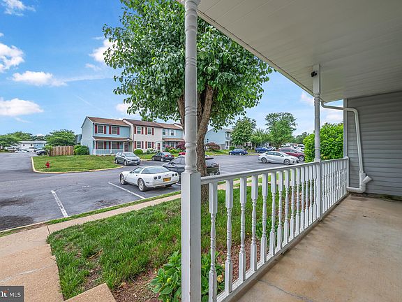 3rd image of 5129 Pecan Dr