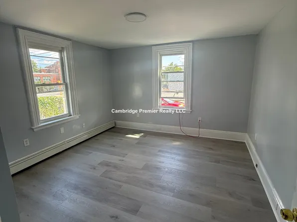 21 Weston St #21, Waltham, MA 02453