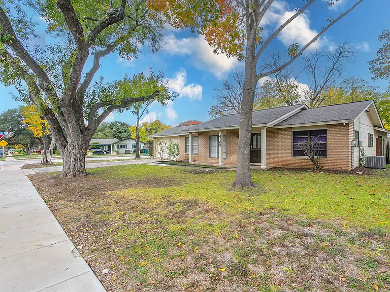 4103 Willow Green Dr — Photo 31