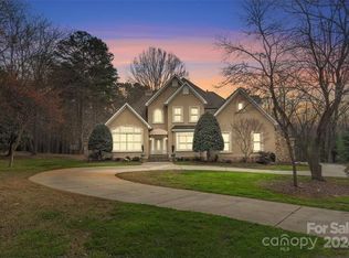 2675 Rolling Hills Dr, Monroe, NC 28110