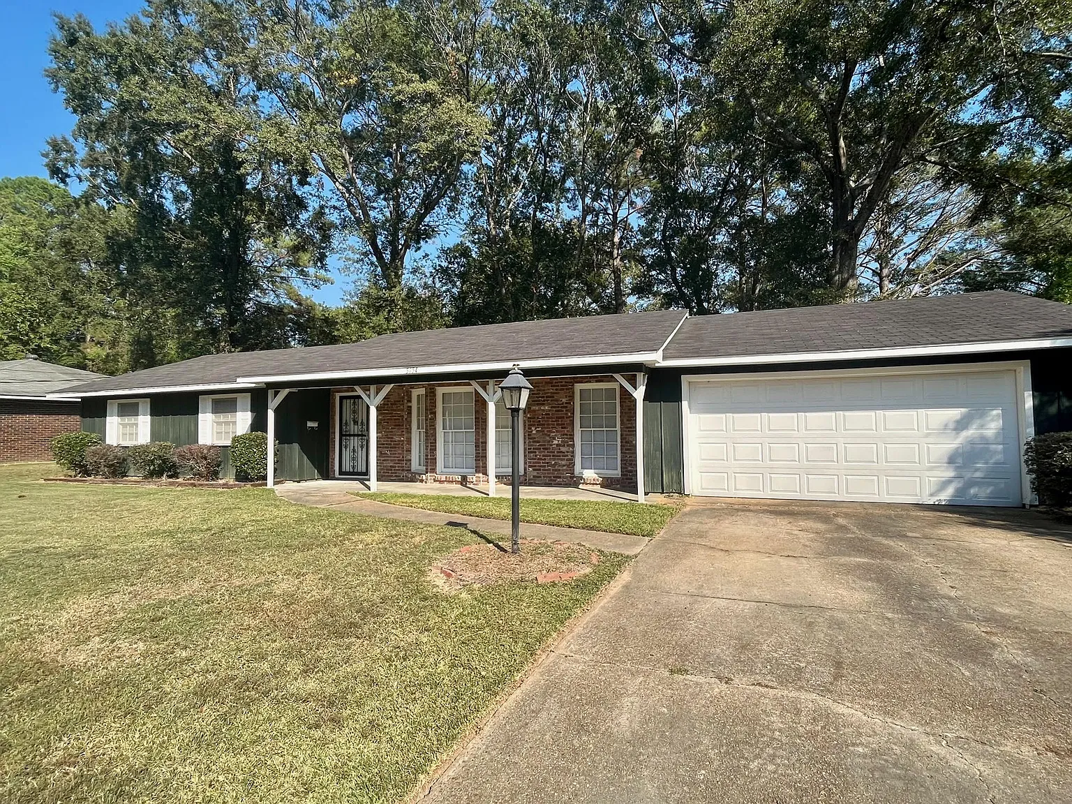 3 bed, 1544 sqft, $1,700 — Photo 1