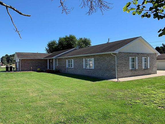 2nd image of 140 Tootsie Dr