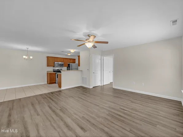 4429 Jaybird Cir Unit 103, Wilmington, NC 28412