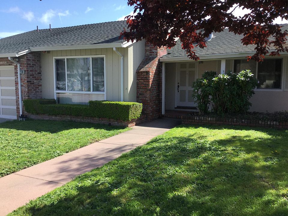 1st image of 2109 Trousdale Dr