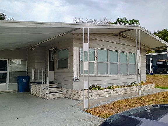 2nd image of 8050 Montrose Ave