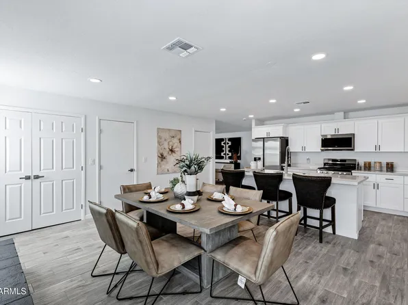 1521 E DEL RIO Drive, Tempe, AZ 85282