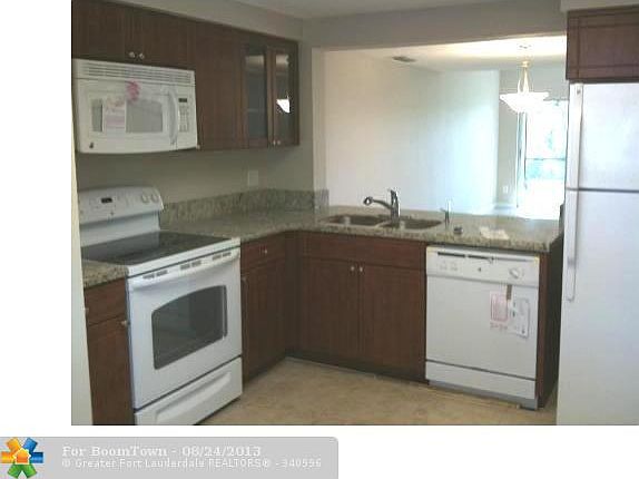 2nd image of 3592 NW 83rd Ln #3592